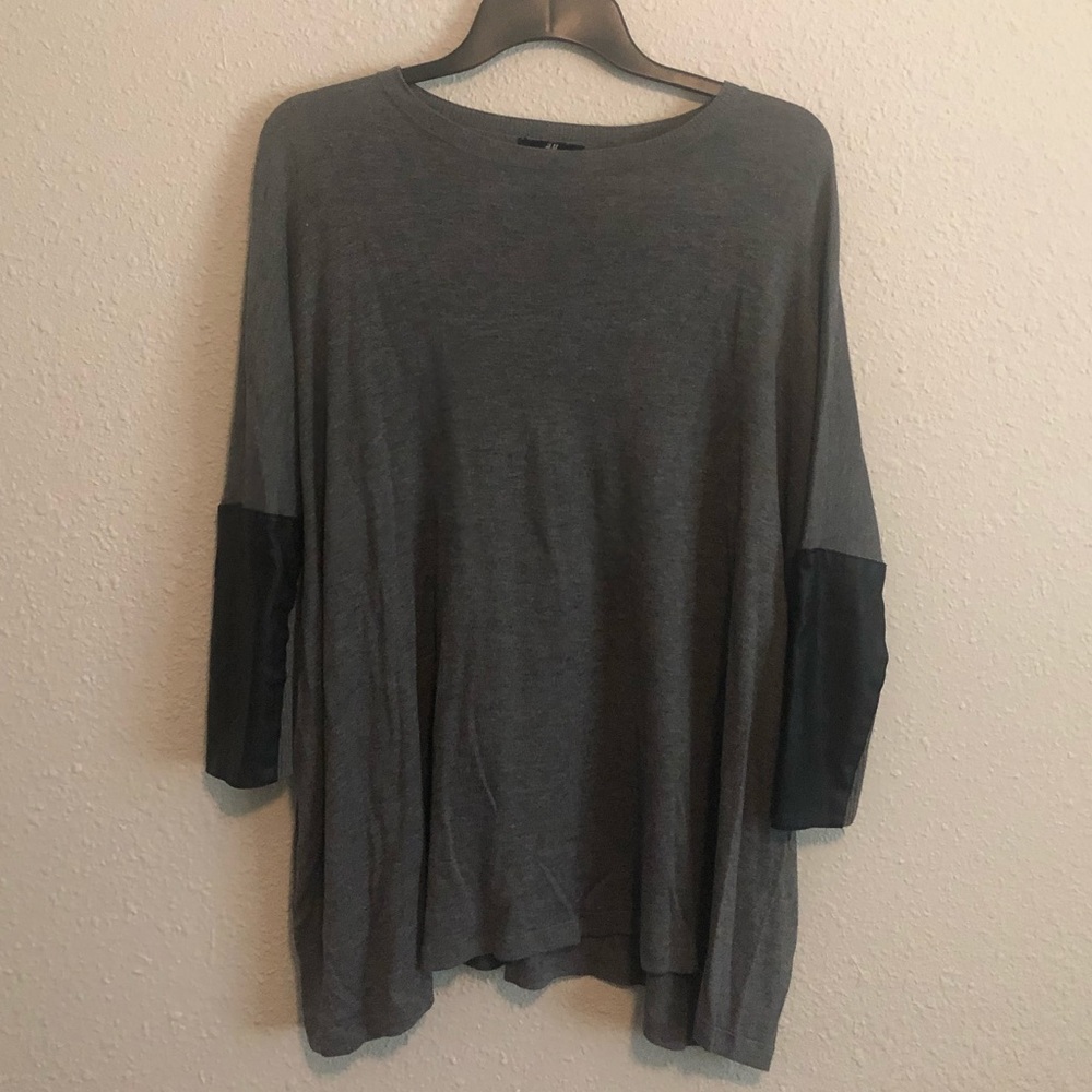 Oversized lightweight sweater